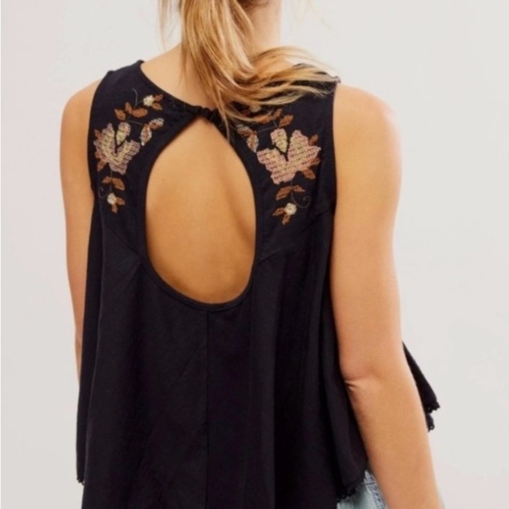Free People Flirty Cotton Embroidered Sleeveless Tank Top Black Floral - Small